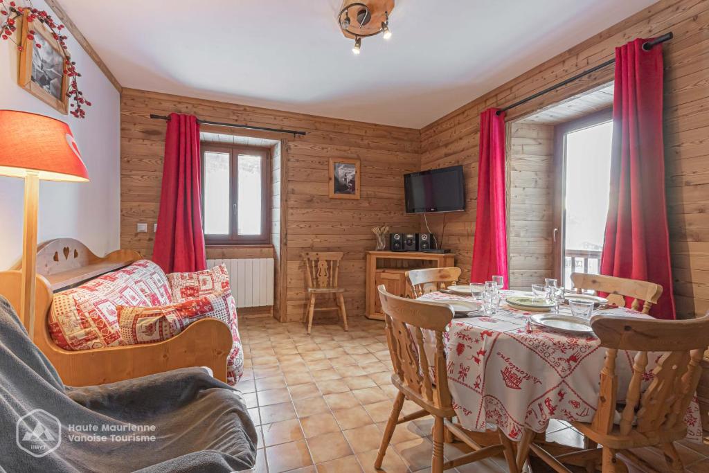 153 Rue des Rochers appartement pied des pistes 4
