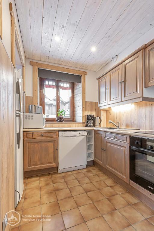 153 Rue des Rochers appartement pied des pistes 9