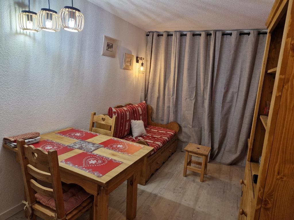 2 piece cabine Val Thorens appartement pied des pistes 6