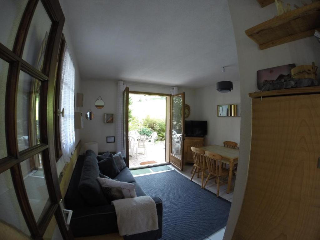 2 pieces avec terrasse Morillon Village appartement pied des pistes 4