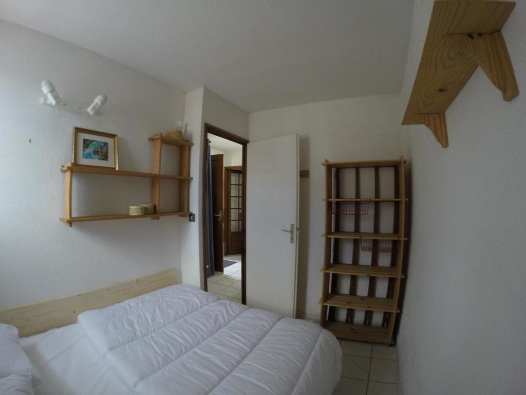 2 pieces avec terrasse Morillon Village appartement pied des pistes 9