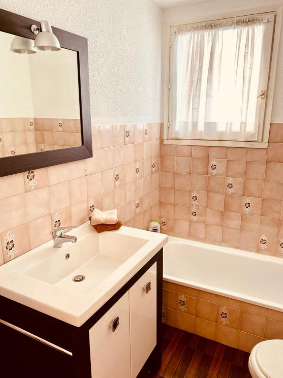 2 room apartment in the center close to the slopes gite pied des pistes 5