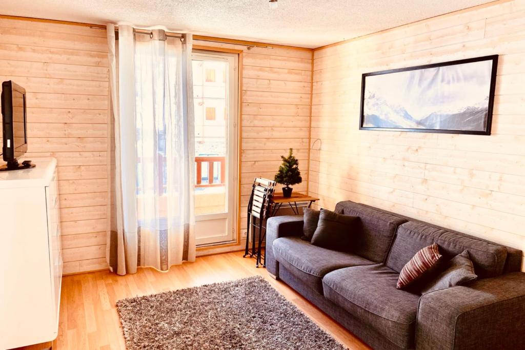 2 room apartment in the center close to the slopes gite pied des pistes