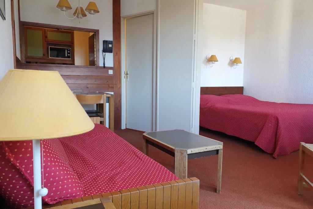 27 m avec BALCON VUE Mont Blanc HYPERCENTRE appartement pied des pistes 2