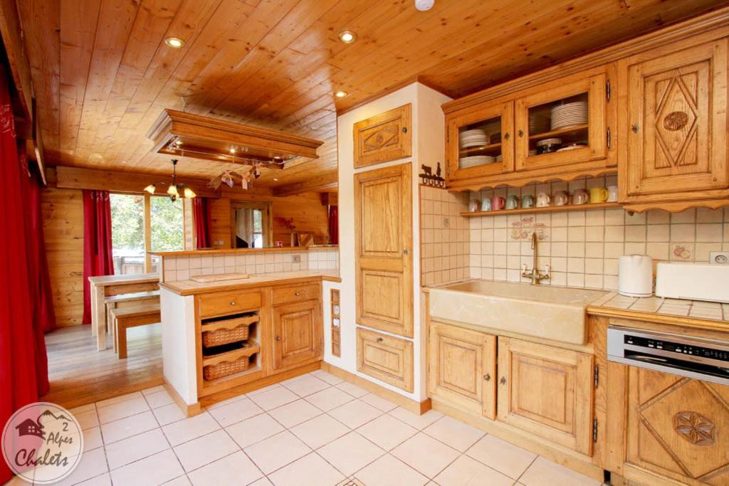 2AlpesChalets Chalet Marie 2 Standing et Sauna aux pieds des pistes chalet pied des pistes 10
