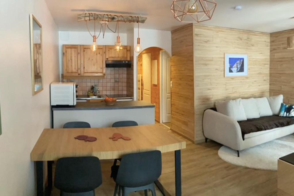 40m with garden and nice view on the valley appartement pied des pistes