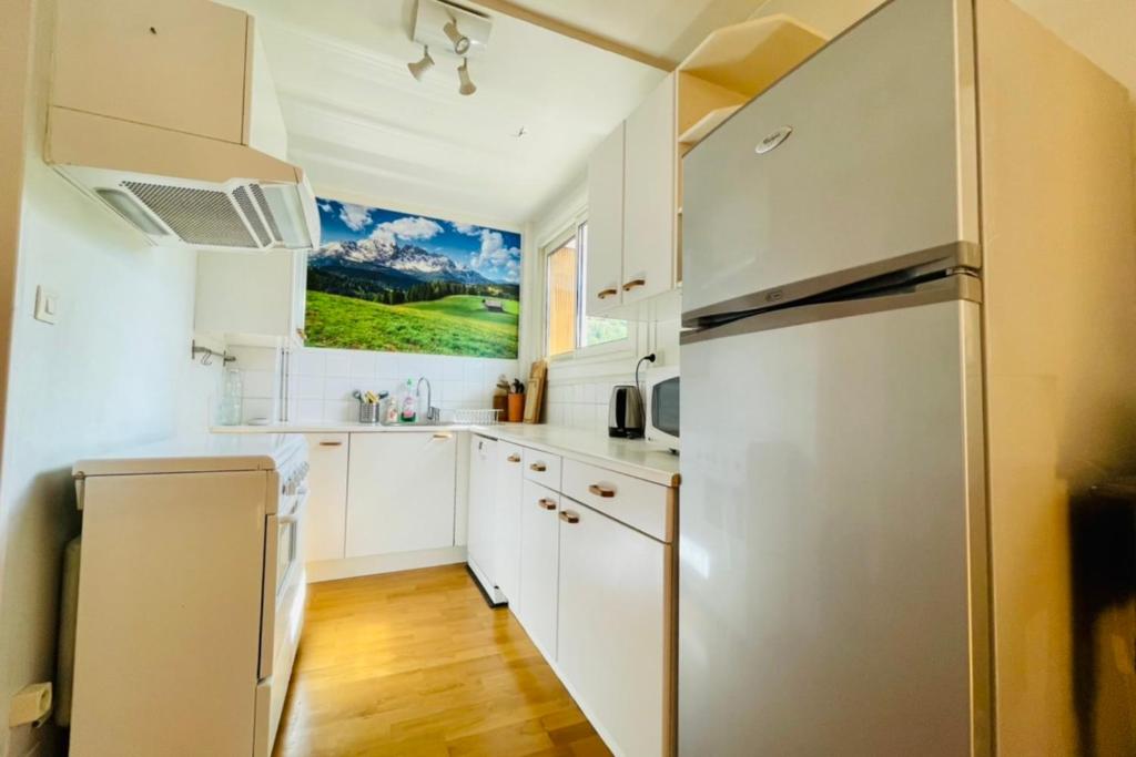 75m With Balcony Near The Slopes appartement pied des pistes 3