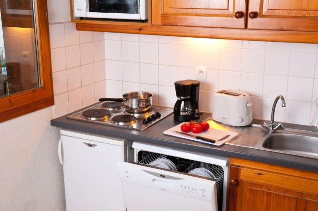 ANCOLIE 23 Les Chalets de Super D appartement pied des pistes 13