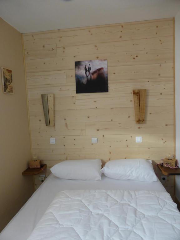 APPARTEMENT PUY SAINT VINCENT ALPES DU SUD ete hiver appartement pied des pistes 1