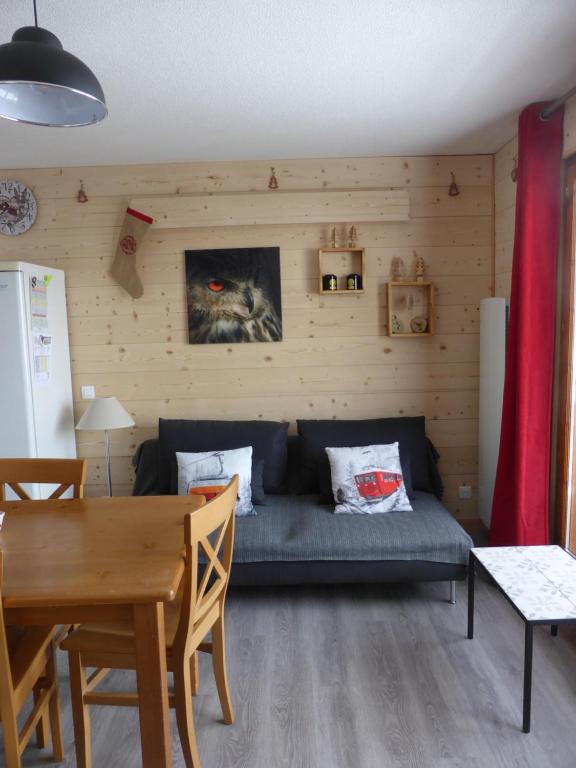 APPARTEMENT PUY SAINT VINCENT ALPES DU SUD ete hiver appartement pied des pistes 4