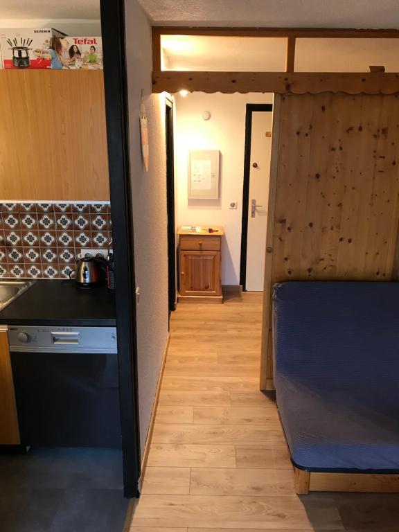APPT 4 6 PERS 28m2 tout equipe 30m des pistes appartement pied des pistes 6