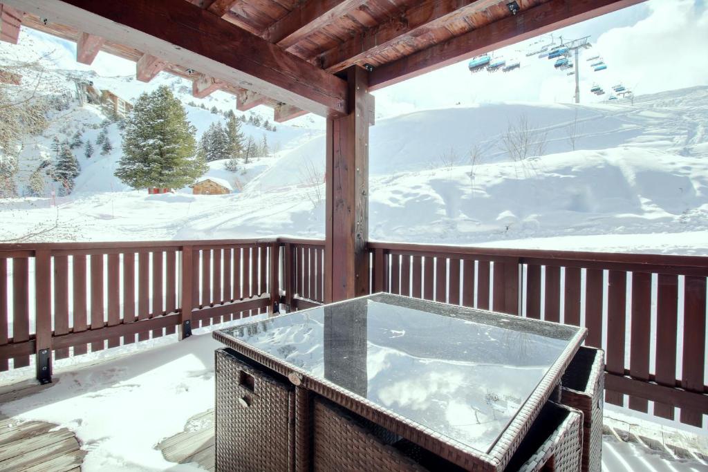 ARC 1950 Appartement 2 chambres cabine 8 personnes appartement pied des pistes 16