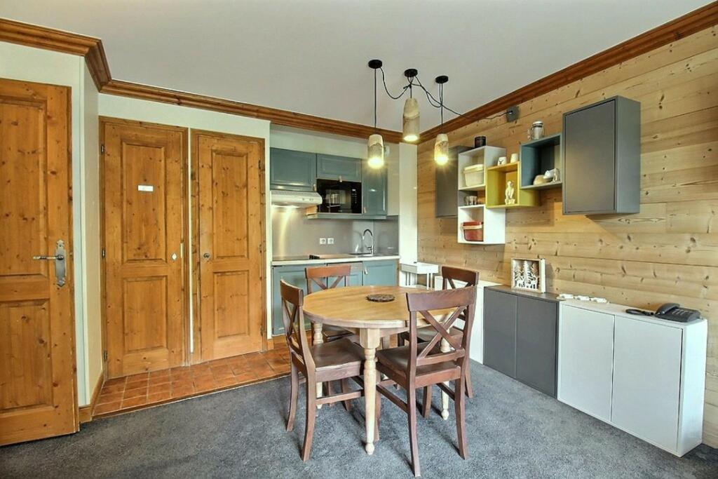 ARC 1950 Appartement 5 personnes ski aux pieds Sauna Hammam Jacuzzi appartement pied des pistes 14