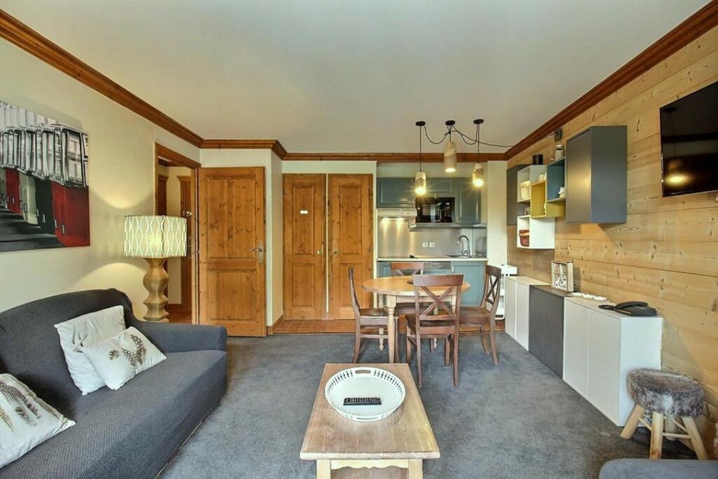 ARC 1950 Appartement 5 personnes ski aux pieds Sauna Hammam Jacuzzi appartement pied des pistes 3