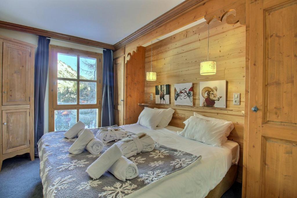 ARC 1950 Appartement 5 personnes ski aux pieds Sauna Hammam Jacuzzi appartement pied des pistes 6