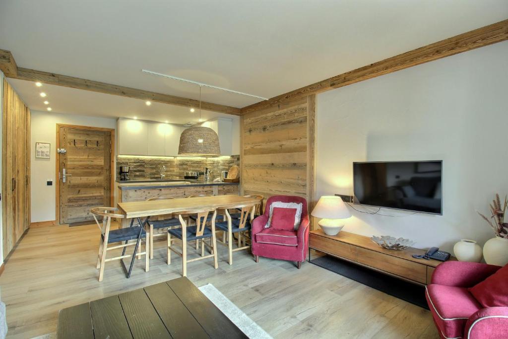 ARC 1950 Appartement renove Exposition Sud Ouest Vue pistes de ski Sauna Hammam Jacuzzi Piscine appartement pied des pistes 10