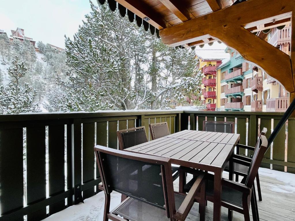 ARC 1950 Appt 68 pers LUXE MANOIR SAVOIE SKI IN SKI OUT appartement pied des pistes 15