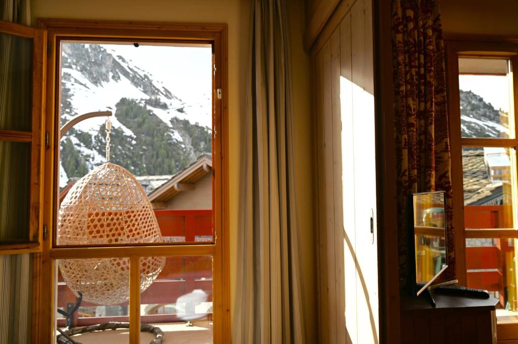 ARC 1950 cozy apartment with mountain view appartement pied des pistes 9