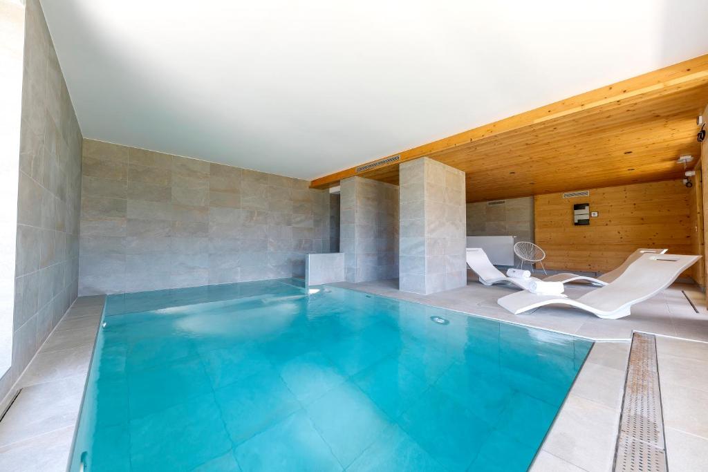AUBERGE DES GLIERES Plateau des Glieres hotel pied des pistes 3