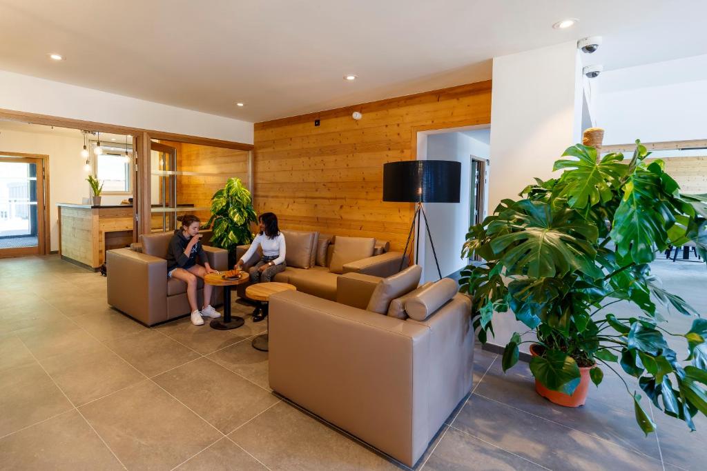 AUBERGE DES GLIERES Plateau des Glieres hotel pied des pistes 5