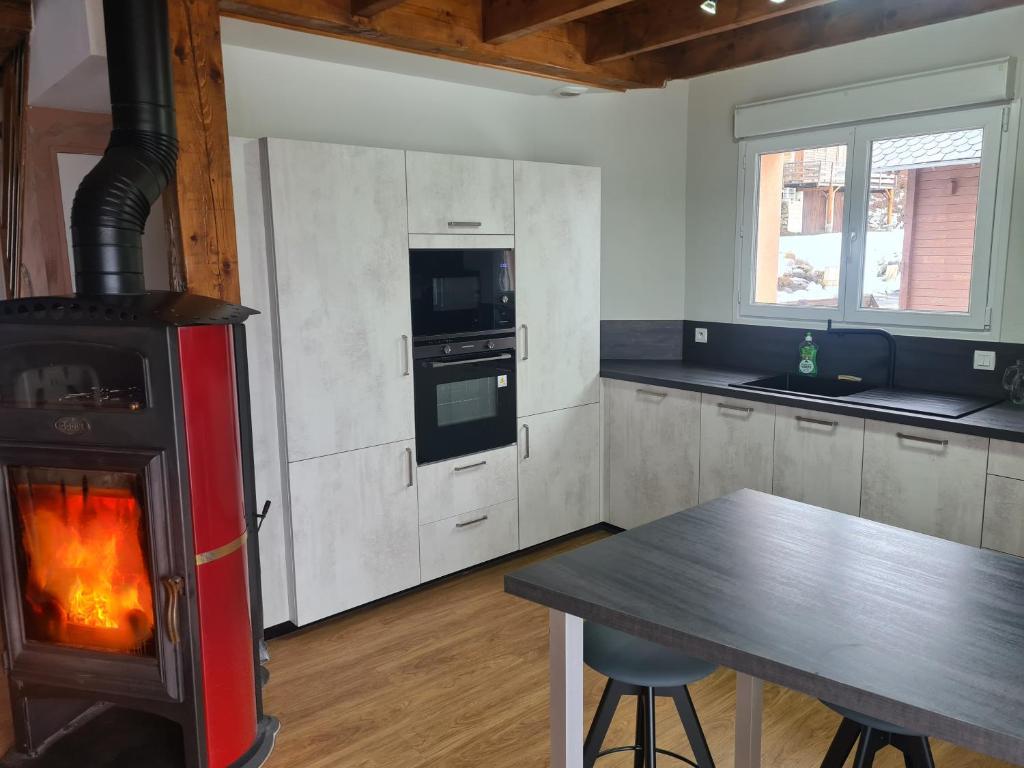 AUBRAC brameloup gite pied des pistes 16