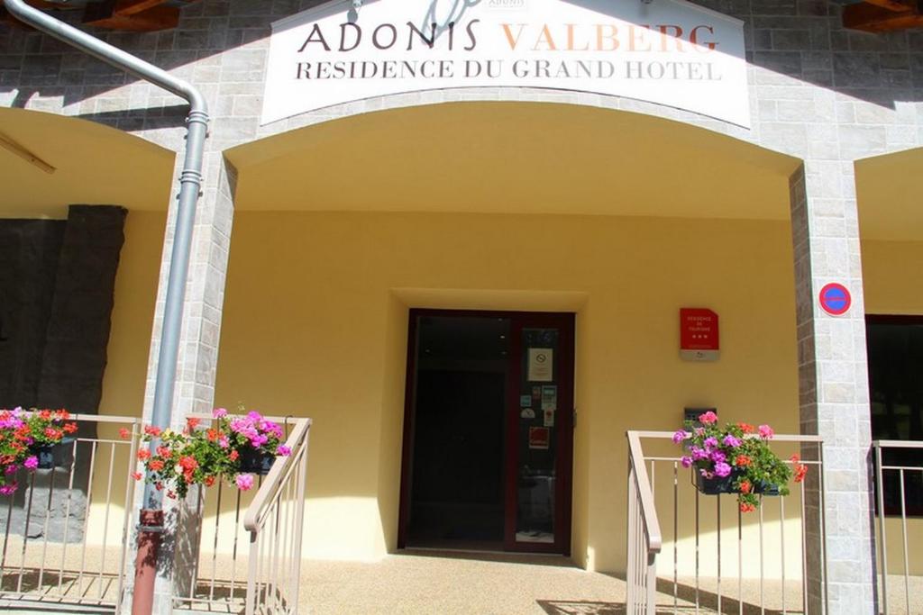 Adonis Valberg hotel pied des pistes 12