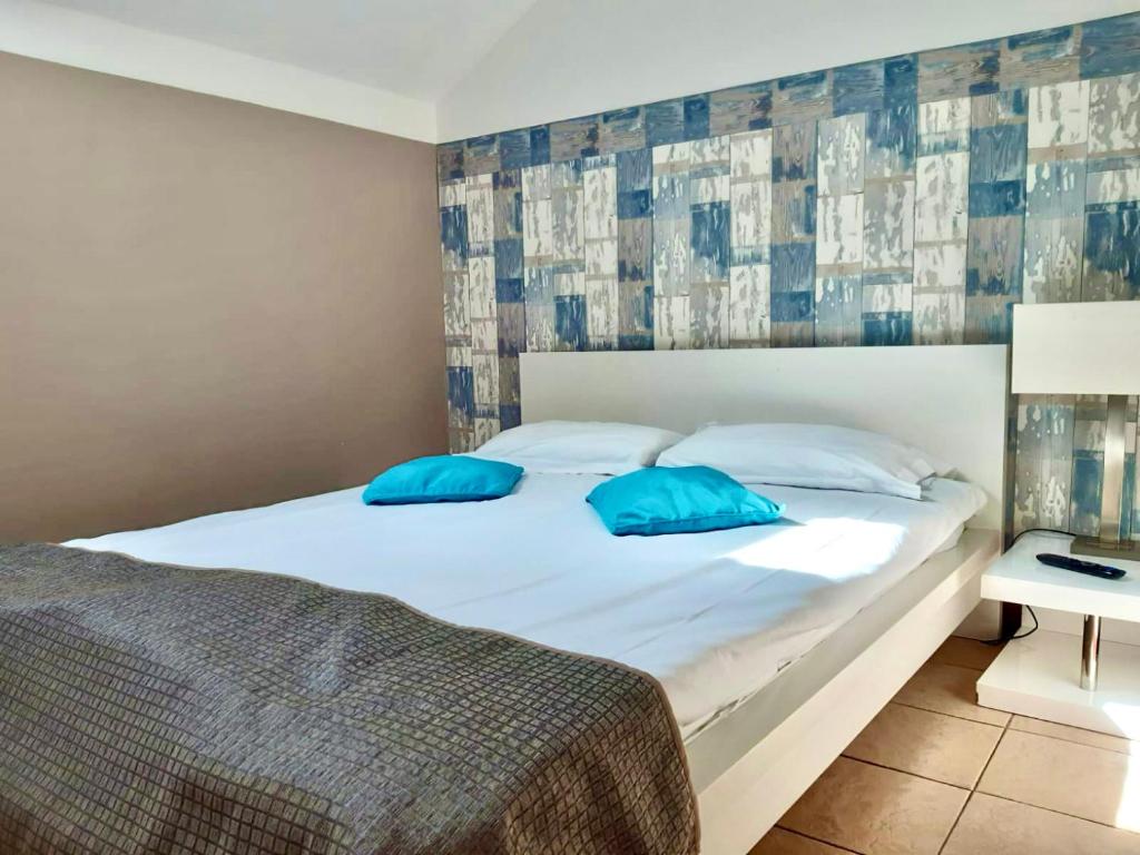 Adonis Valberg hotel pied des pistes 2