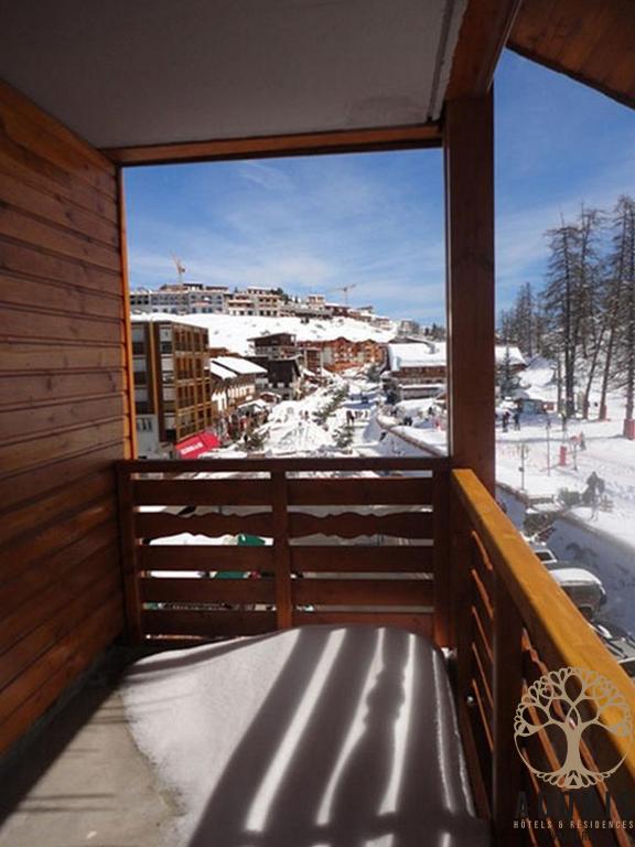 Adonis Valberg hotel pied des pistes 7