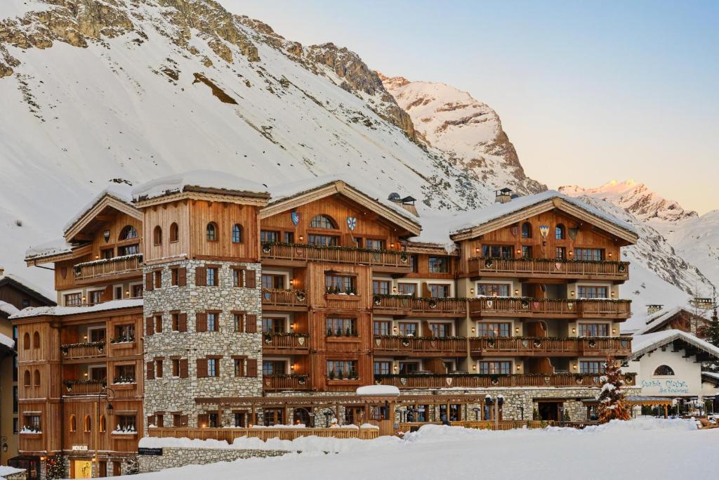 Airelles Val dIsere hotel pied des pistes