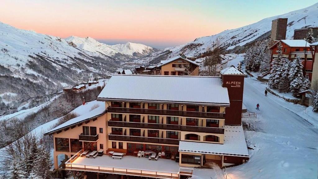Alpeen Hotel hotel pied des pistes