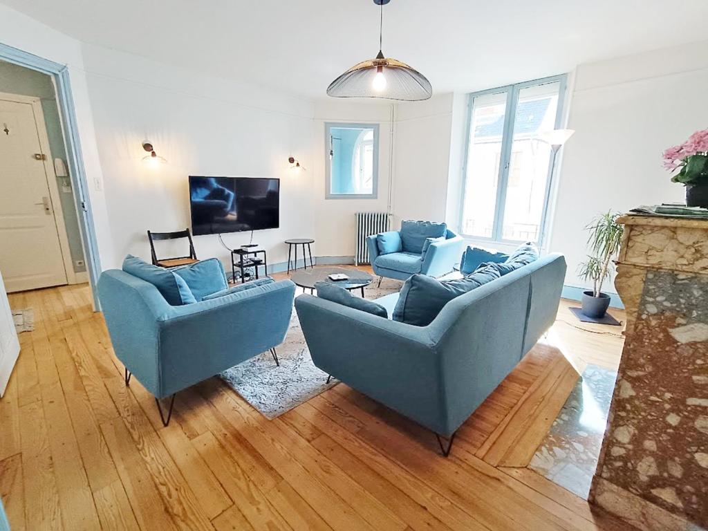 Alphonse 52 grand T4 terrasse wifi 6 personnes appartement pied des pistes 16