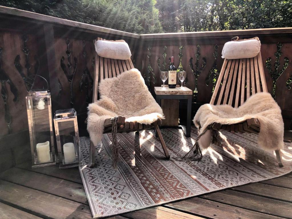 Alpine Retreat with Mont Blanc Panorama top location private parking chalet pied des pistes 19
