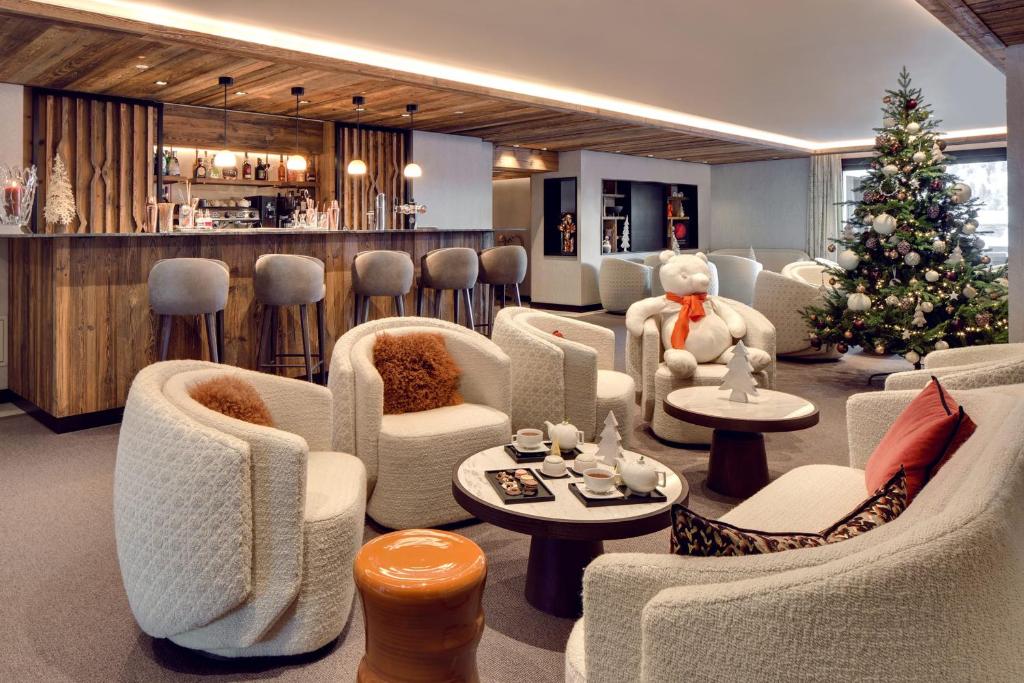 Antares URSA 403 luxury apartment ski inski out appartement pied des pistes 9