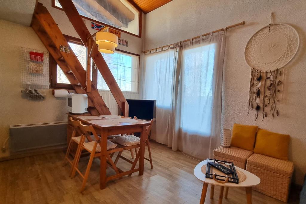 Apartment 6 people in the heart of Valberg resort gite pied des pistes 1