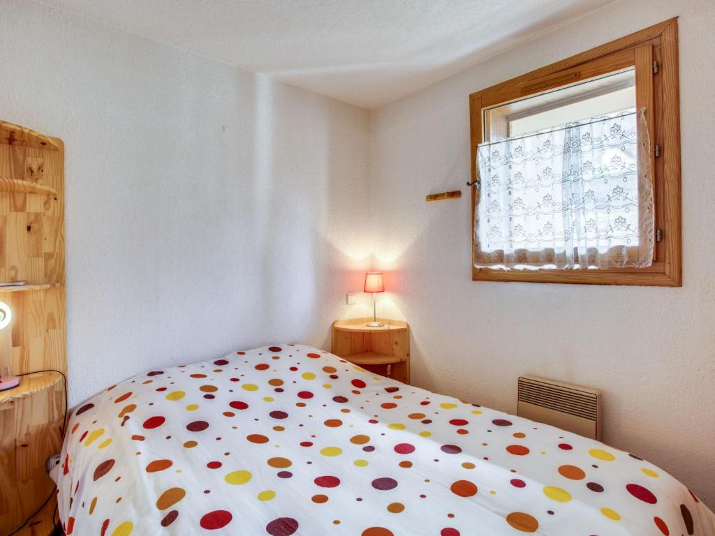 Apartment Aiguille du midi by Interhome appartement pied des pistes 4