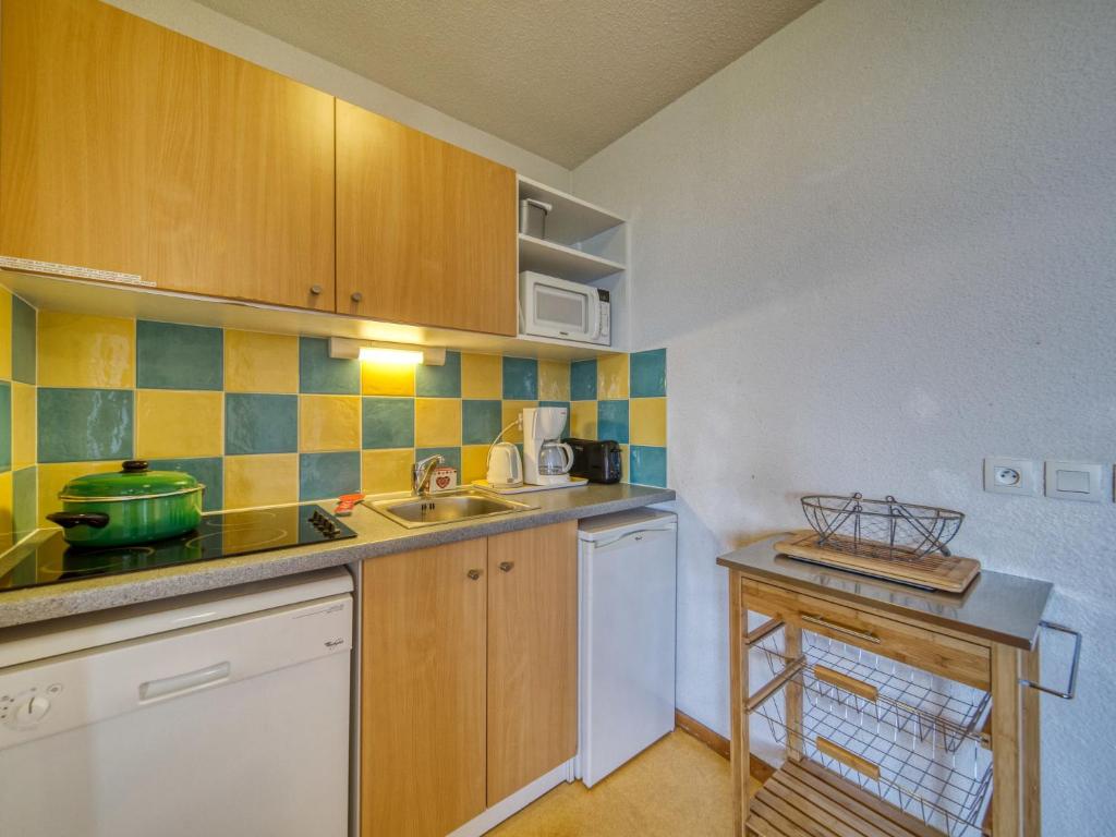 Apartment Batiment A 16 by Interhome appartement pied des pistes 12