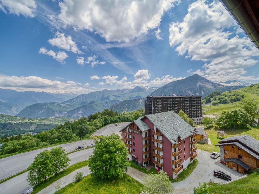 Apartment Batiment A 16 by Interhome appartement pied des pistes 18