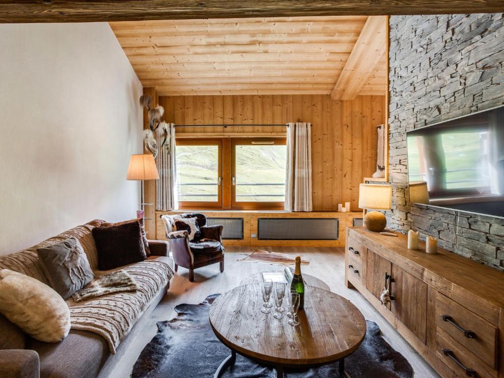 Apartment Grand Roc Val Claret 2 by Interhome appartement pied des pistes 6