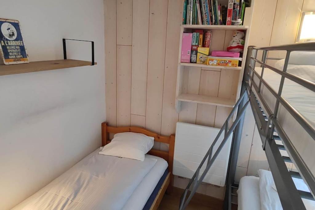 Apartment Grizzly 2 bedrooms Ski inout Les Gets appartement pied des pistes 11