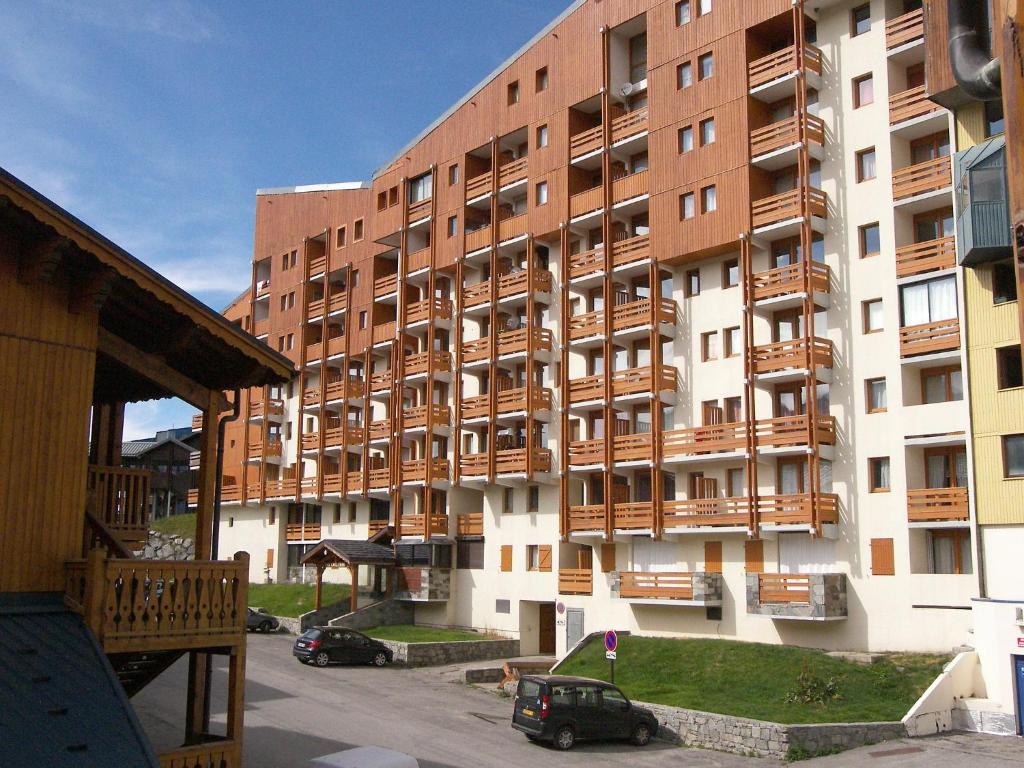 Apartment Lauzieres 307 by Interhome appartement pied des pistes 15