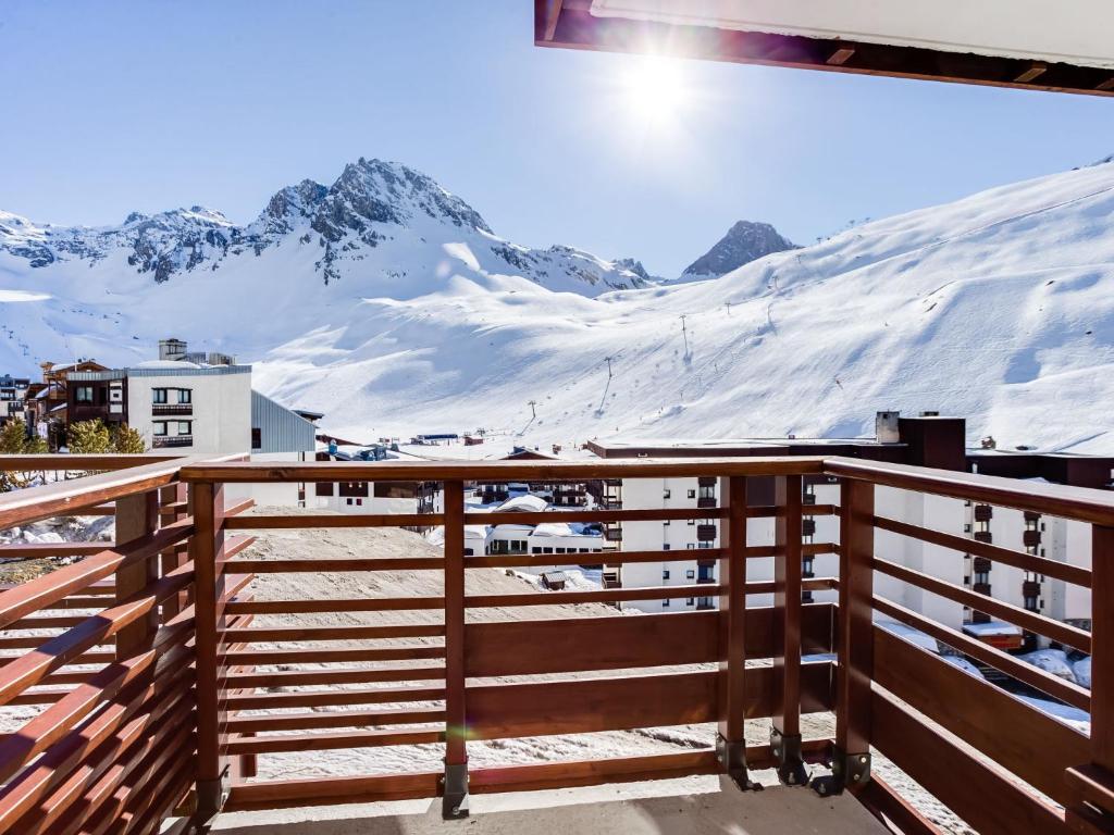 Apartment Le Curling B Val Claret 11 by Interhome appartement pied des pistes 4