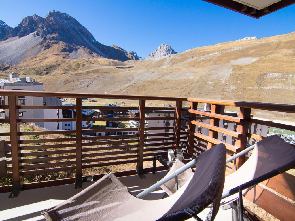 Apartment Le Curling B Val Claret 27 by Interhome appartement pied des pistes 12