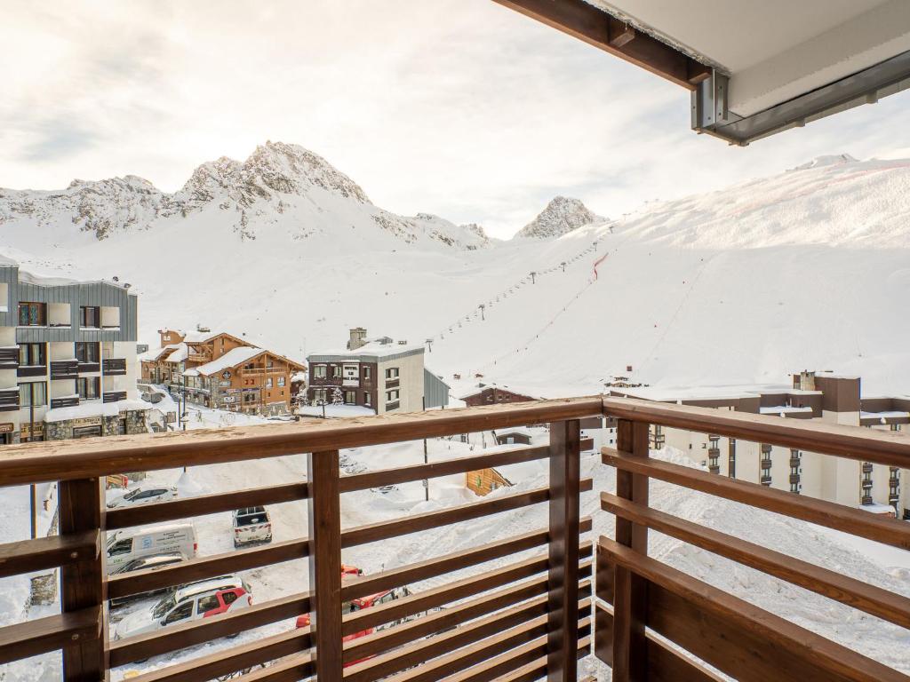 Apartment Le Curling B Val Claret 30 by Interhome appartement pied des pistes 4