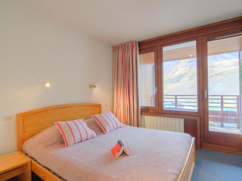Apartment Le Curling B Val Claret 37 by Interhome appartement pied des pistes 4