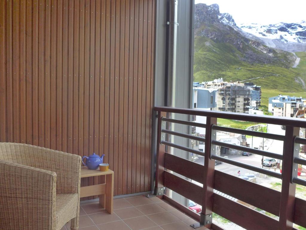 Apartment Le Curling B Val Claret 37 by Interhome appartement pied des pistes 9