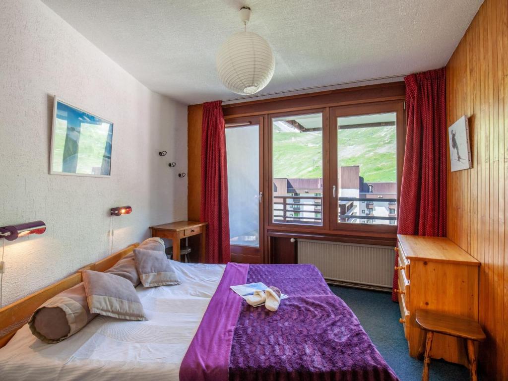 Apartment Le Curling B Val Claret 40 by Interhome appartement pied des pistes 2