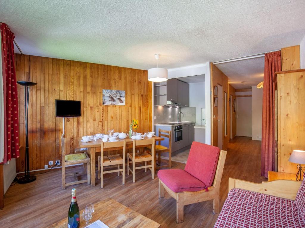 Apartment Le Curling B Val Claret 40 by Interhome appartement pied des pistes 6