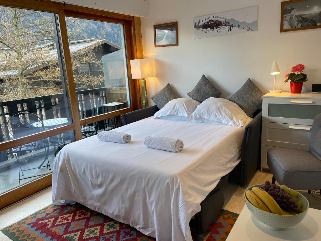 Apartment Le Pied du Brevent Walk to Ski Lift Chamonix Getaway appartement pied des pistes 1