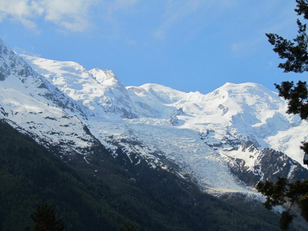 Apartment Le Pied du Brevent Walk to Ski Lift Chamonix Getaway appartement pied des pistes 16