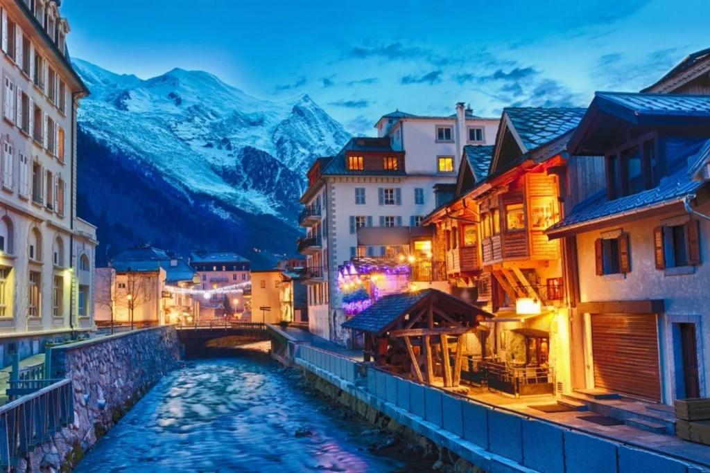 Apartment Le Pied du Brevent Walk to Ski Lift Chamonix Getaway appartement pied des pistes 17